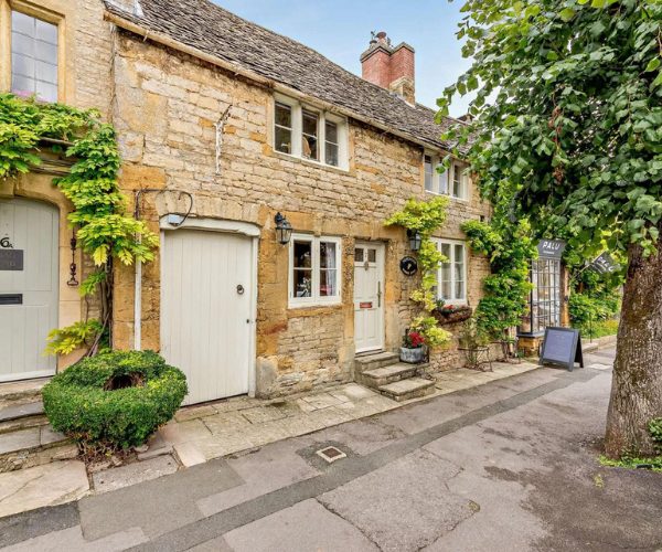 Lovely Cotswold Cottage Perfect for Cotswold Breaks
