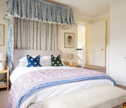 The Garden House Master Bedroom - StayCotswold